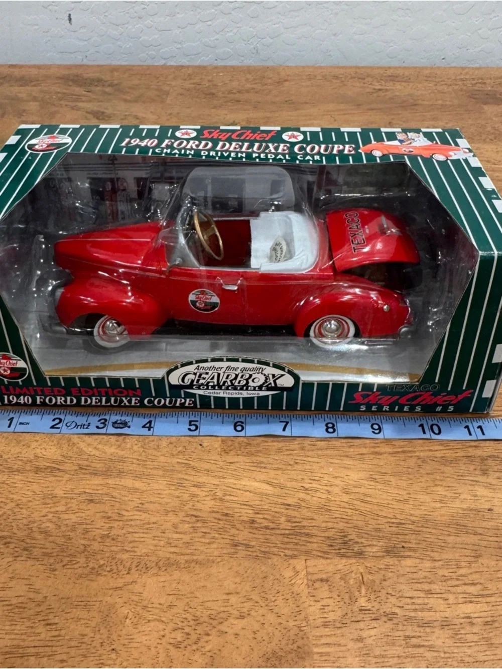 Texaco gearbox red